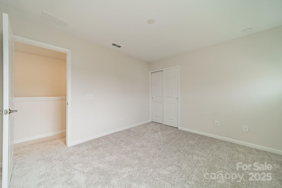 Spacious, unfurnished interior of a new home in Stewarts Landing, Charlotte (Image 40).