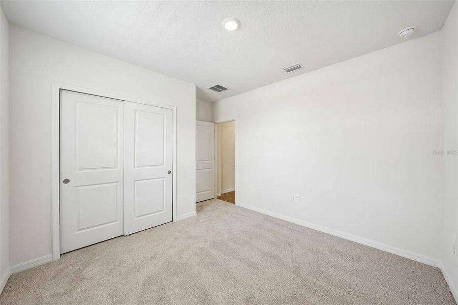 Spacious, unfurnished interior of a new home in Pine Ridge Meadows, Hudson (Image 35).