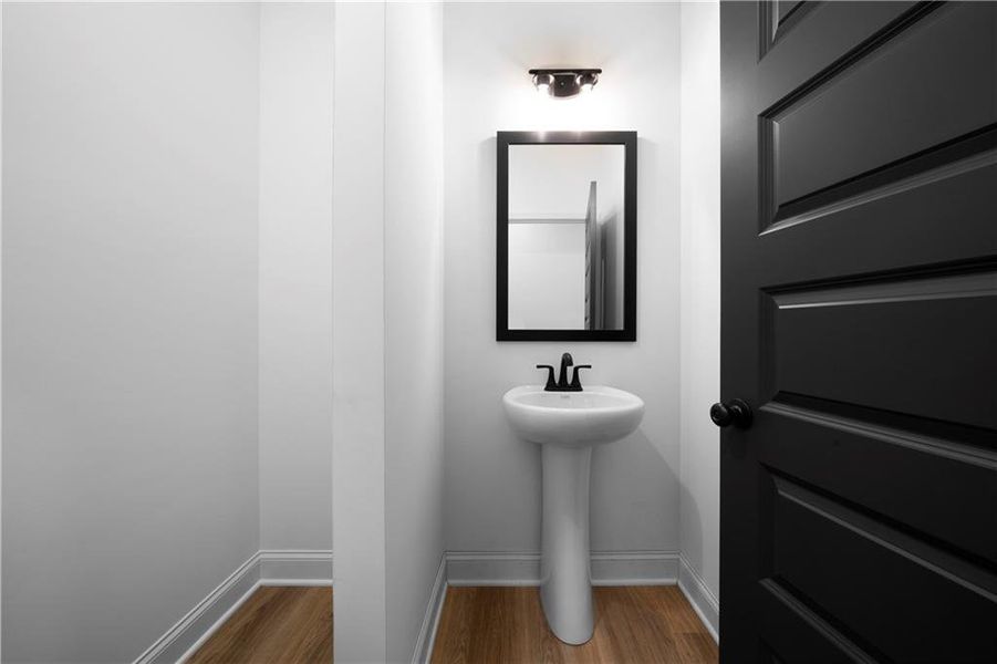 Spacious, unfurnished interior of a new home in , Dallas (Image 13).