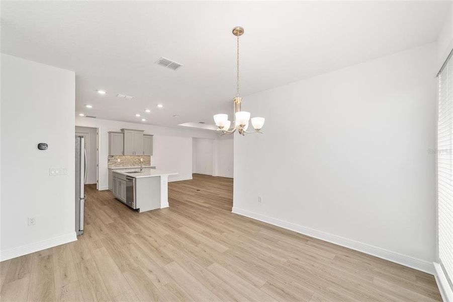 Spacious, unfurnished interior of a new home in , Ocala (Image 30).