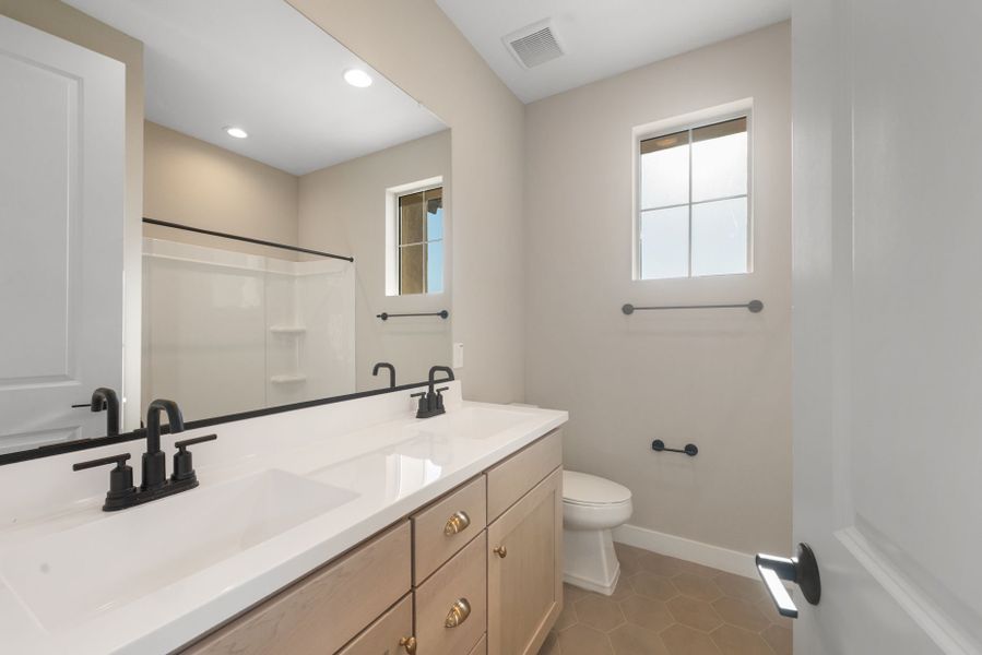 Furnished interior view inside a new home in Legado West, Queen Creek (Image 12).