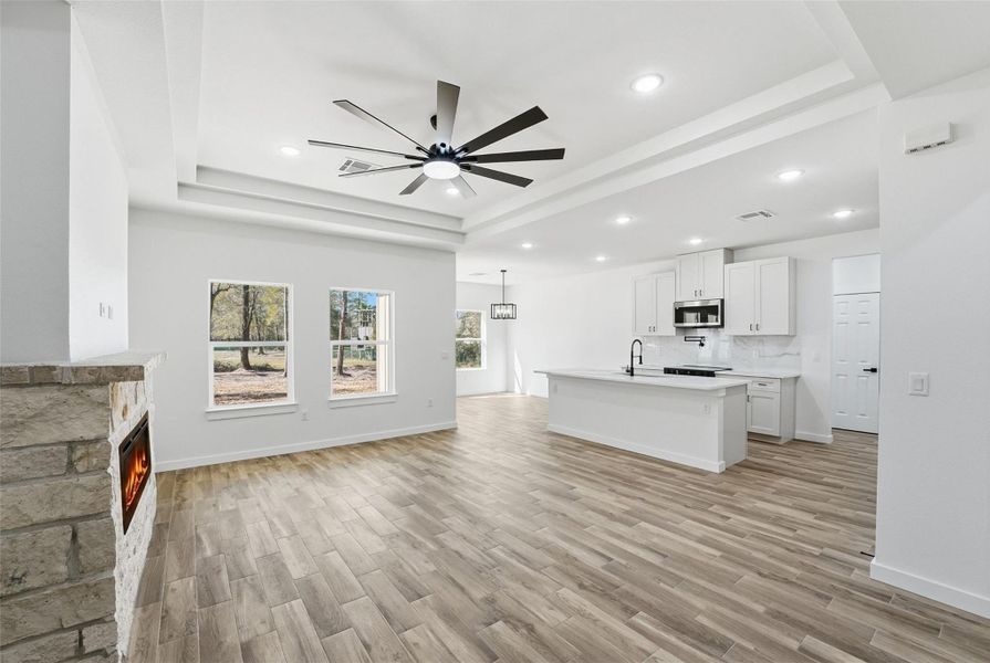 Spacious, unfurnished interior of a new home in , Conroe (Image 15). Spacious, unfurnished interior of a new home in , Conroe (Image 15).