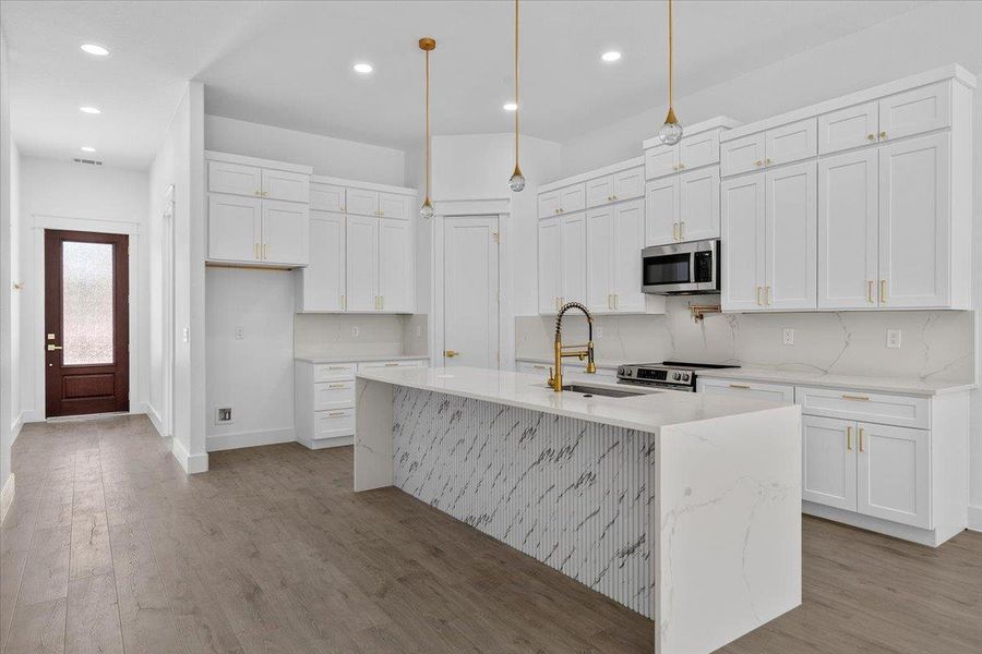 Furnished interior view inside a new home in , Bastrop (Image 12).
