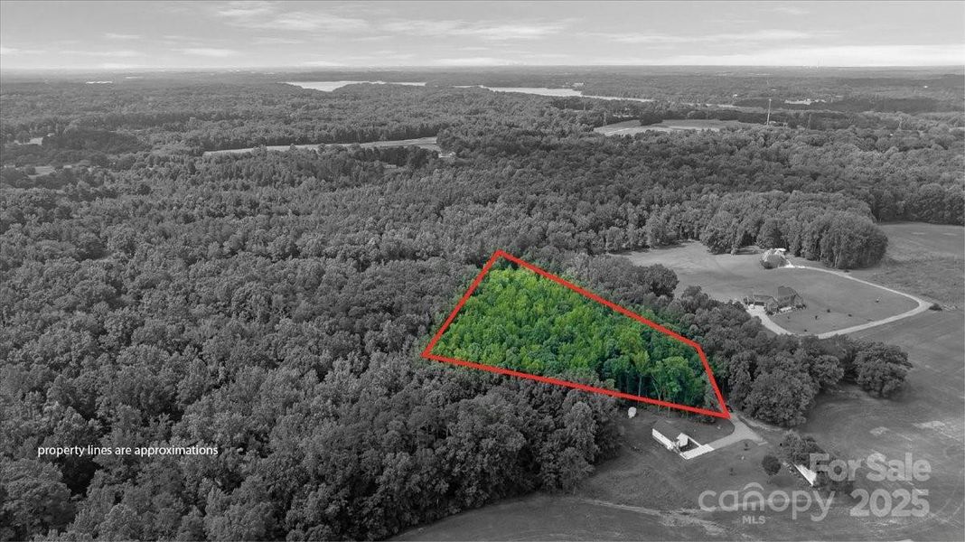 Image 8 of a home in . Image 8 of a home in .