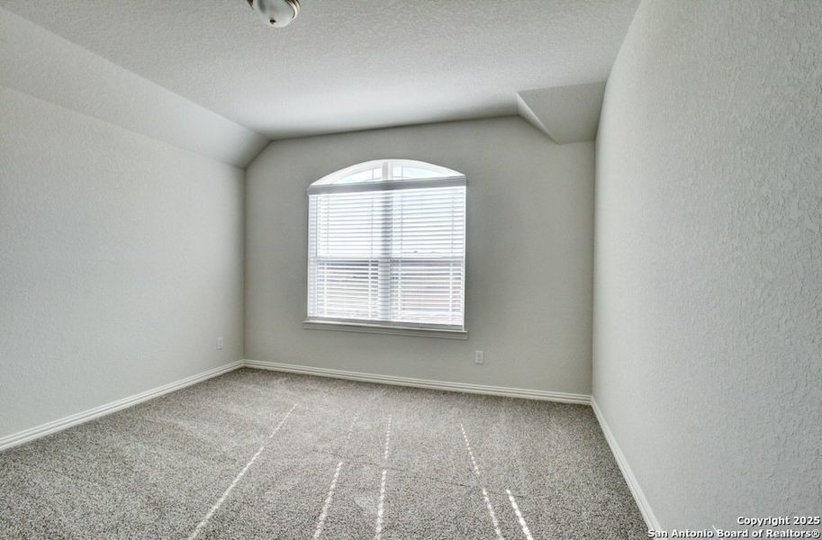 Image 27 of a home in Veranda.