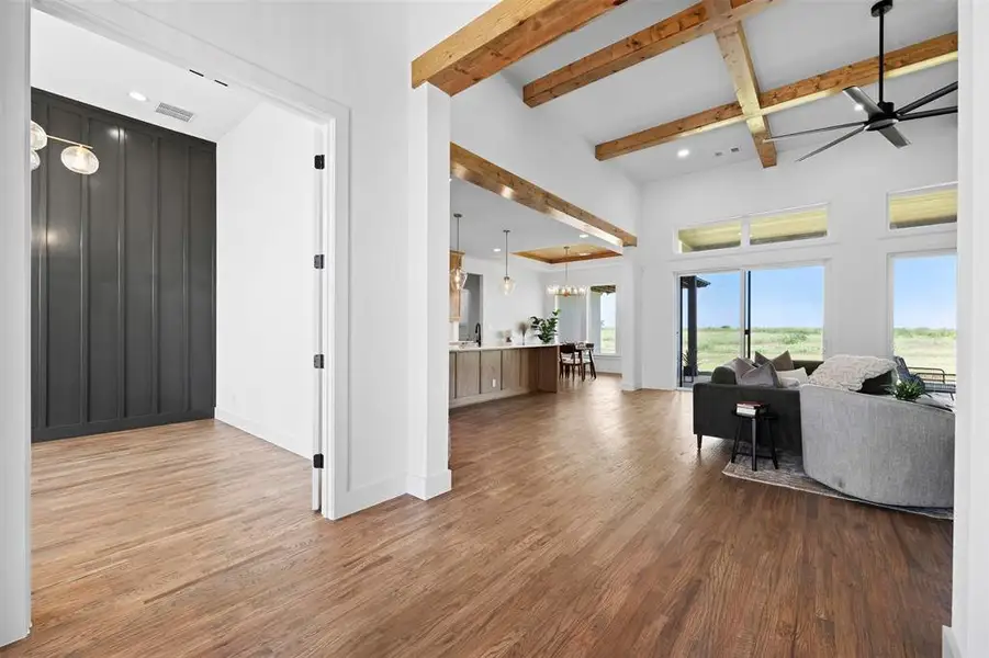 Spacious, unfurnished interior of a new home in , Maypearl (Image 23).