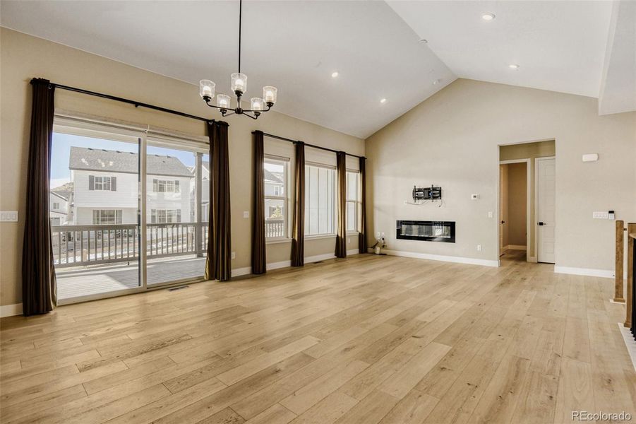 Spacious, unfurnished interior of a new home in Hillside at Castle Rock, Castle Rock (Image 28).