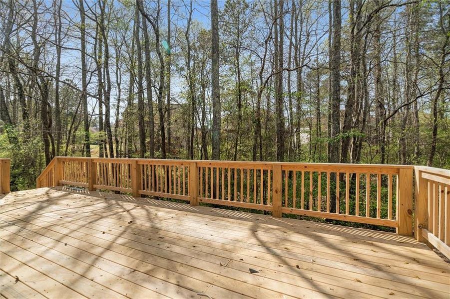 Exterior details and patio area of a home in Brookmont, Douglasville (Image 4).