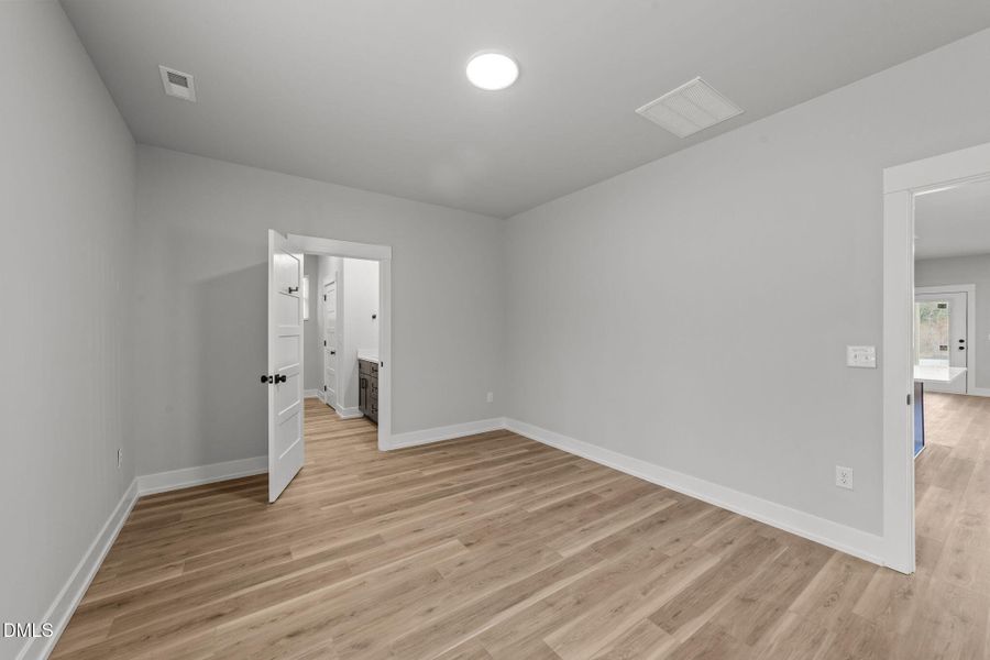 29-web-or-mls-VB4A5700