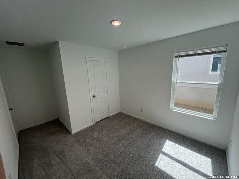 Spacious, unfurnished interior of a new home in , Kerrville (Image 7).