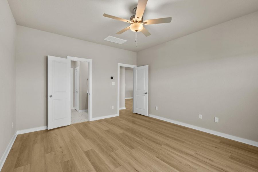 Spacious, unfurnished interior of a new home in Cypress Green, Hockley (Image 21).