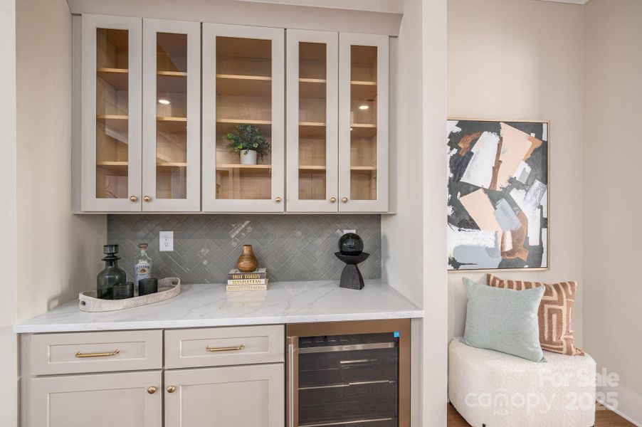 Furnished interior view inside a new home in , Belmont (Image 35).