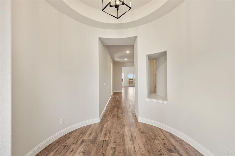 Spacious, unfurnished interior of a new home in Stone River Glen 60s, Royse City (Image 15). Spacious, unfurnished interior of a new home in Stone River Glen 60s, Royse City (Image 15).