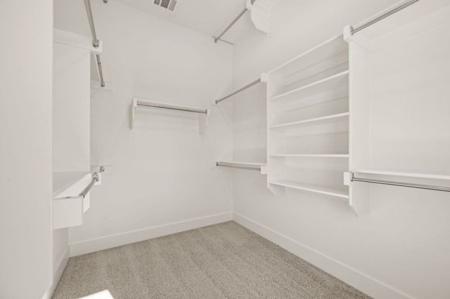 Spacious, unfurnished interior of a new home in Solterra Texas, Mesquite (Image 27).