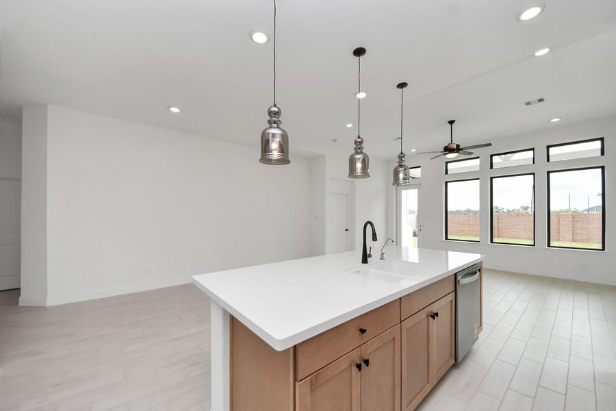 Furnished interior view inside a new home in , Missouri City (Image 10).
