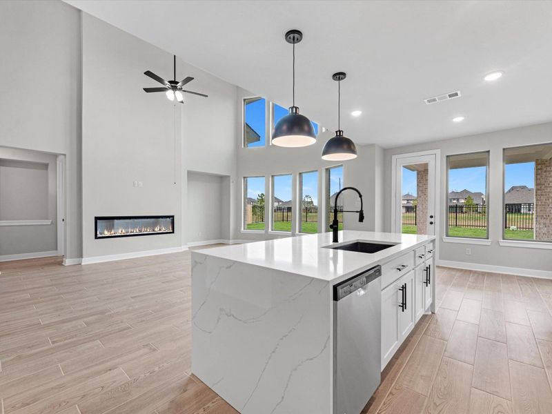 Representative image. Features, specifications, selections and colors may vary. Representative image. Features, specifications, selections and colors may vary.