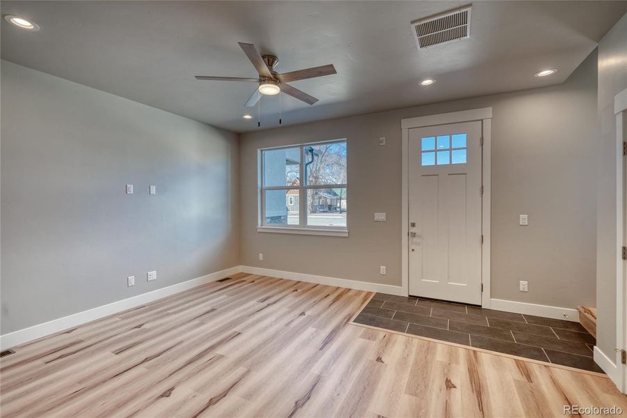 Great natural lighting