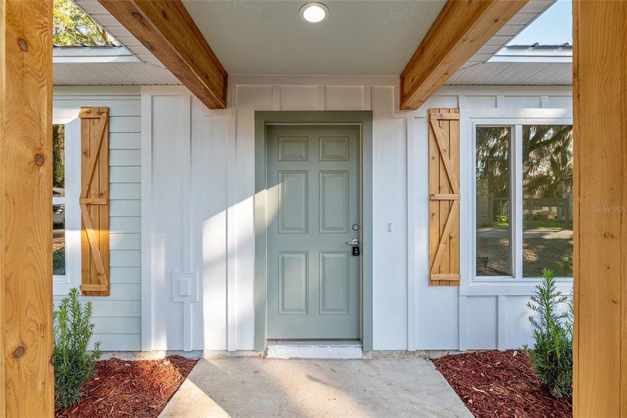 Exterior details and patio area of a home in , Ocala (Image 3). Exterior details and patio area of a home in , Ocala (Image 3).