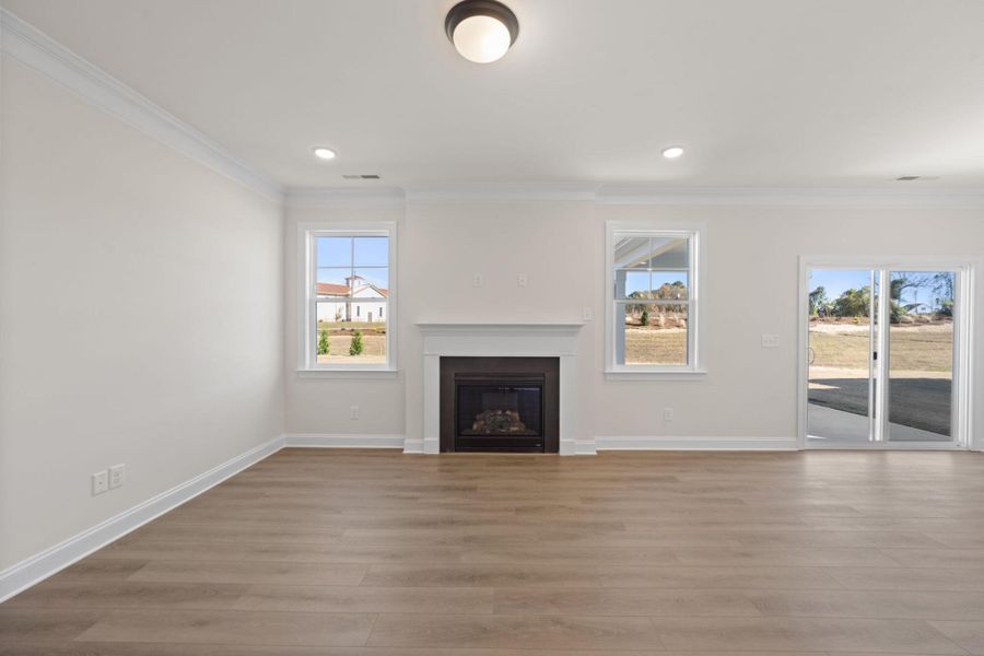 Spacious, unfurnished interior of a new home in Monterra, Kernersville (Image 25).