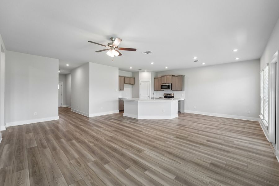Spacious, unfurnished interior of a new home in North Point, Temple (Image 9). Spacious, unfurnished interior of a new home in North Point, Temple (Image 9).