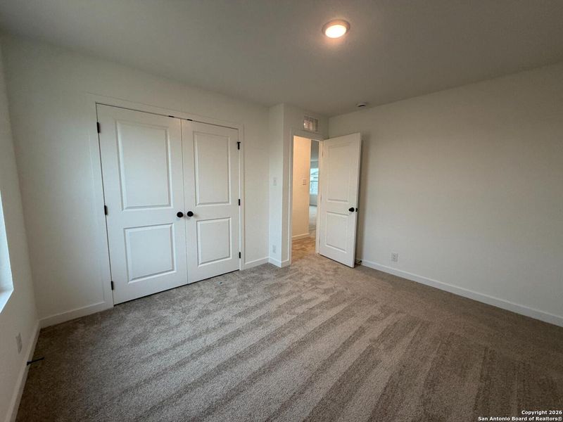 Spacious, unfurnished interior of a new home in The Preserve at the Wilder, Adkins (Image 16).