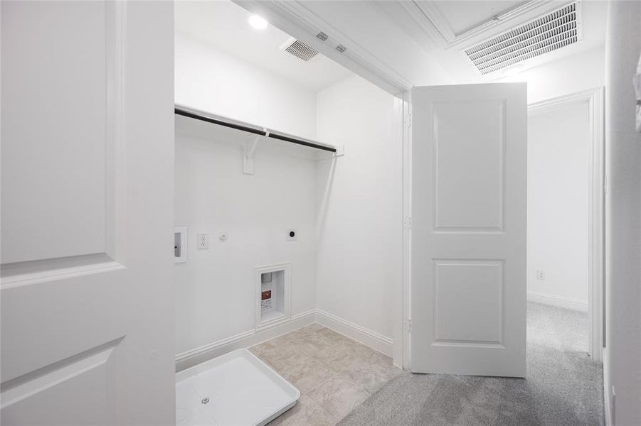 Spacious, unfurnished interior of a new home in North Sky Celina, Celina (Image 20).