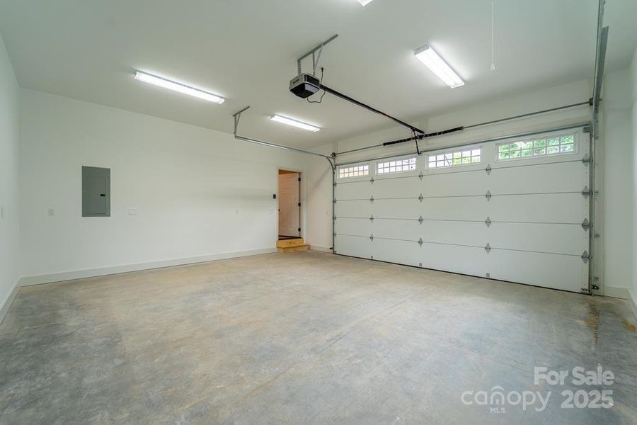 Spacious, unfurnished interior of a new home in , Clyde (Image 14).