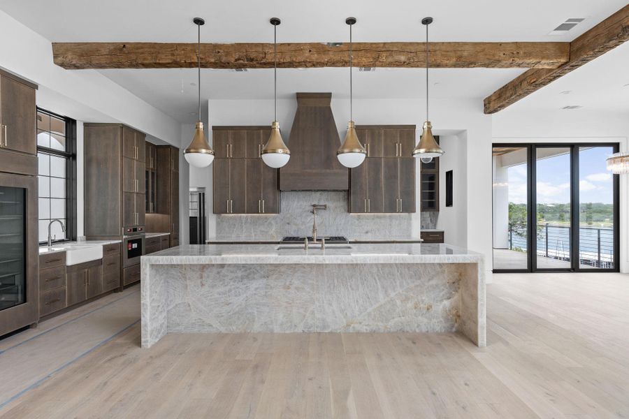 Furnished interior view inside a new home in , Lakeway (Image 15).