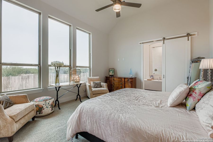 Furnished interior view inside a new home in Mesa Western, Cibolo (Image 9).