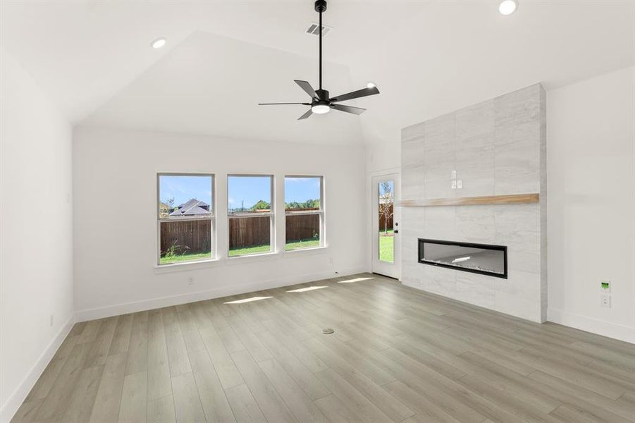 13. 2503 Rolling - Family (2) 13. 2503 Rolling - Family (2)