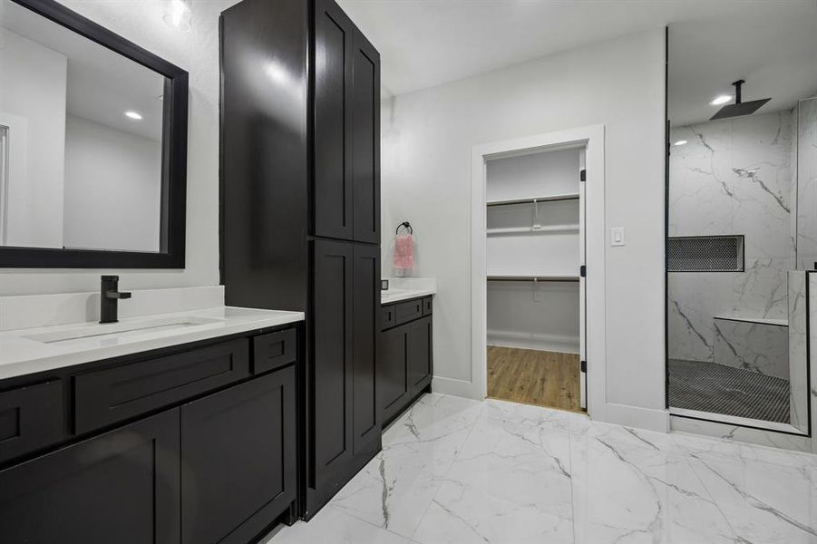Furnished interior view inside a new home in , Dallas (Image 17). Furnished interior view inside a new home in , Dallas (Image 17).