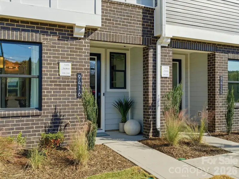 Bloom Plan Model Photo Bloom Plan Model Photo