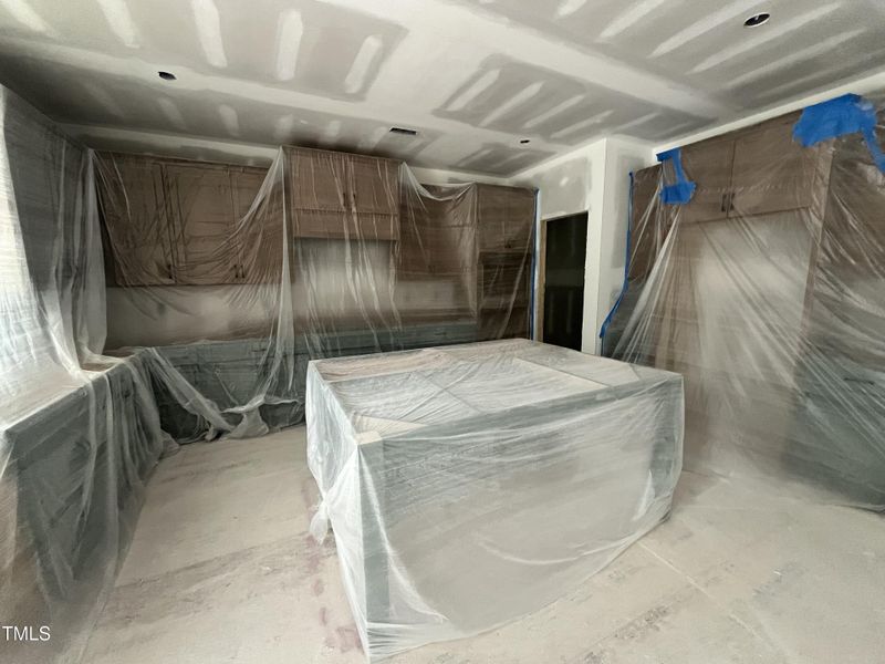 CBDEA324-1556-4EE3-B311-1D46685B2305