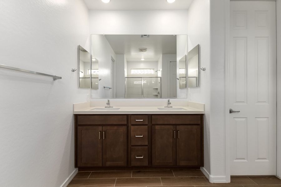 Furnished interior view inside a new home in Tierra Vistoso, Surprise (Image 5).