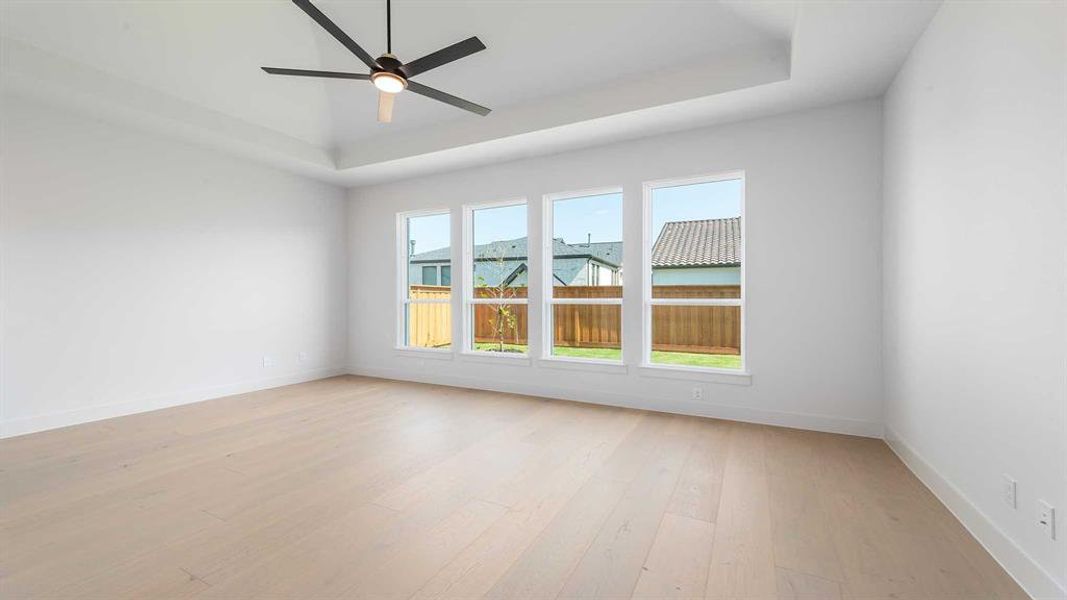 Spacious, unfurnished interior of a new home in Fields 60', Frisco (Image 14).