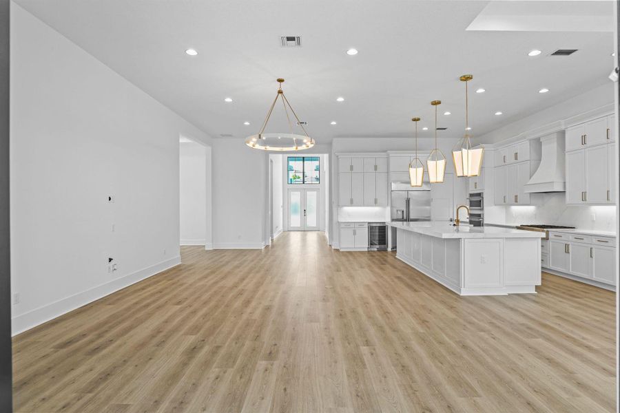 Spacious, unfurnished interior of a new home in Artistry Palm Beach, Palm Beach Gardens (Image 15).