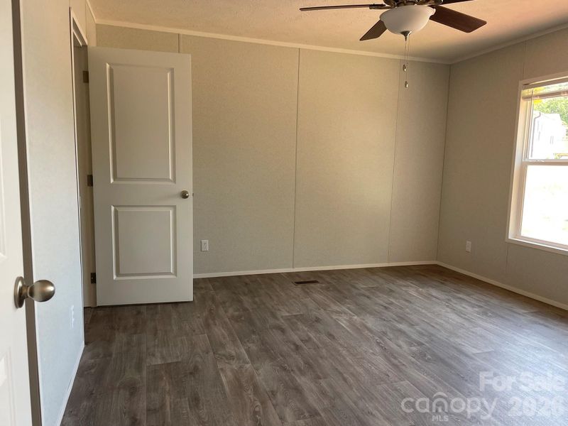 Spacious, unfurnished interior of a new home in , Morganton (Image 12).