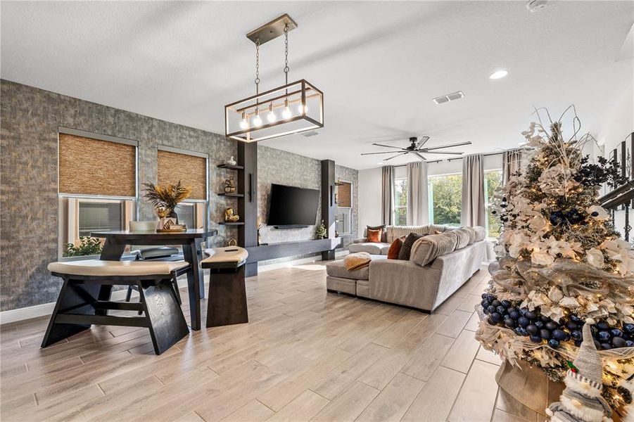 Furnished interior view inside a new home in , Winter Garden (Image 11).