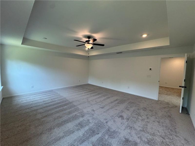 Spacious, unfurnished interior of a new home in Creekside, Dawsonville (Image 29).