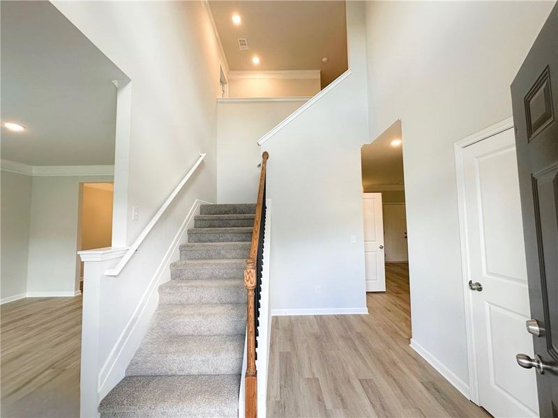 Spacious, unfurnished interior of a new home in , Dallas (Image 28).