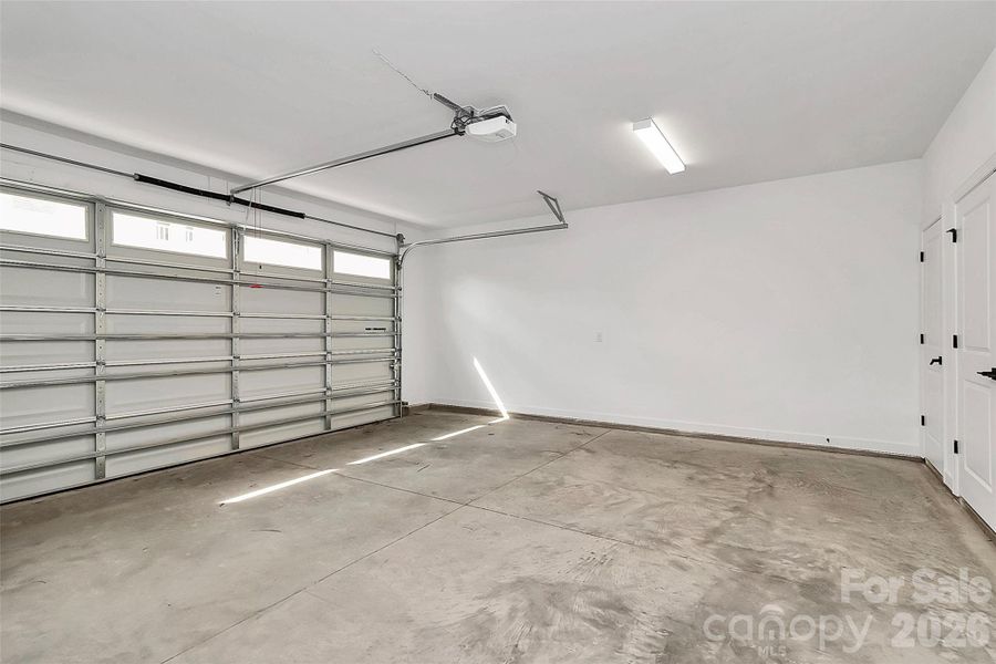 Spacious, unfurnished interior of a new home in , Charlotte (Image 37).