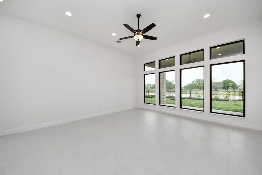 Spacious, unfurnished interior of a new home in Candela South, Richmond (Image 22).