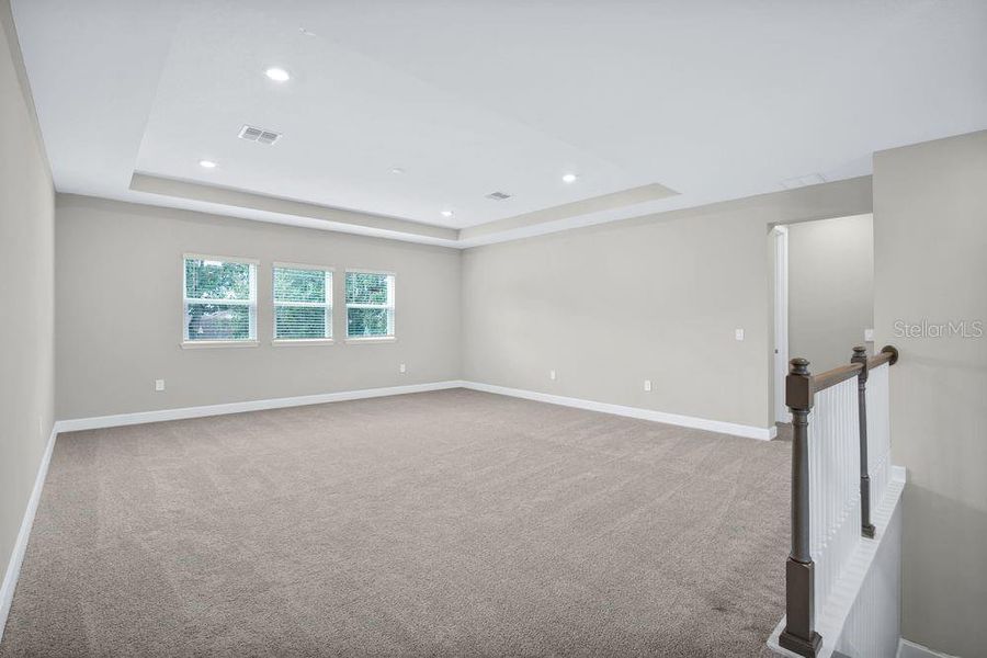 Spacious, unfurnished interior of a new home in Timber Ridge, Plant City (Image 21).