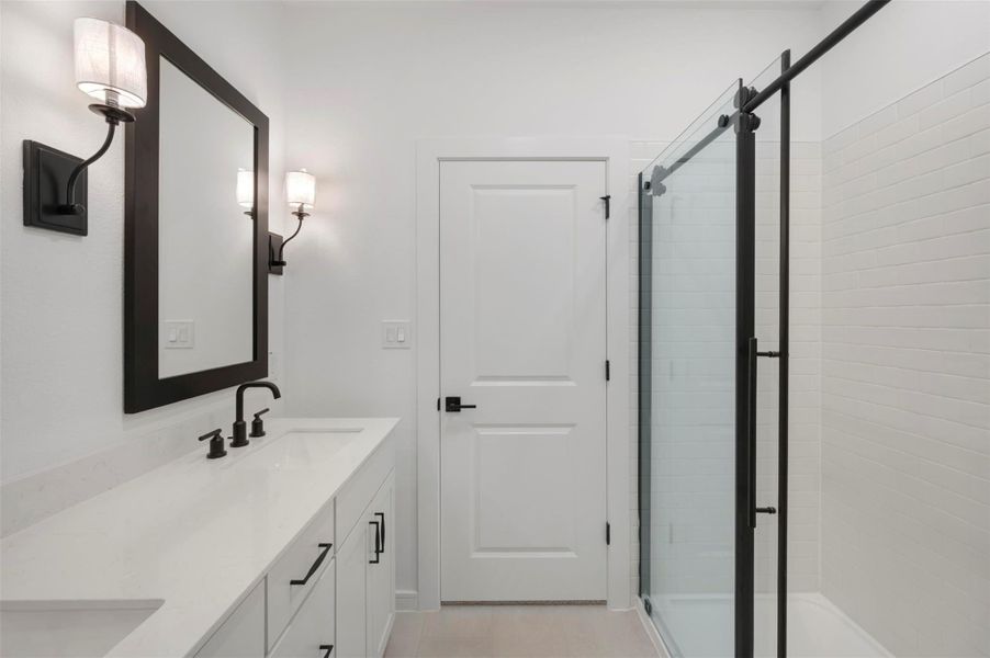 Serene primary bath
