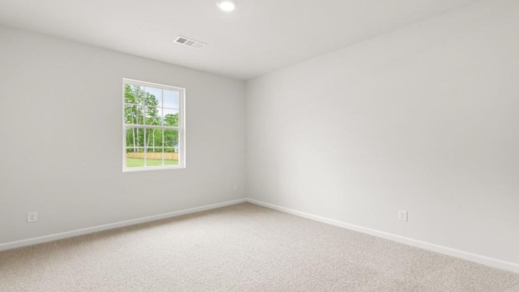 Spacious, unfurnished interior of a new home in Lost Creek, Dallas (Image 21).
