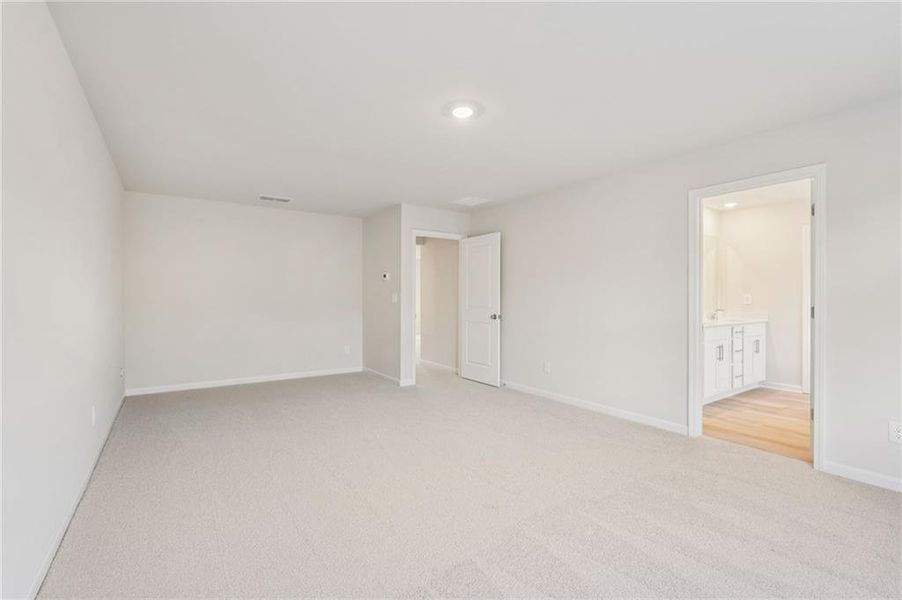 Spacious, unfurnished interior of a new home in Harmony Manor, Fairburn (Image 45).