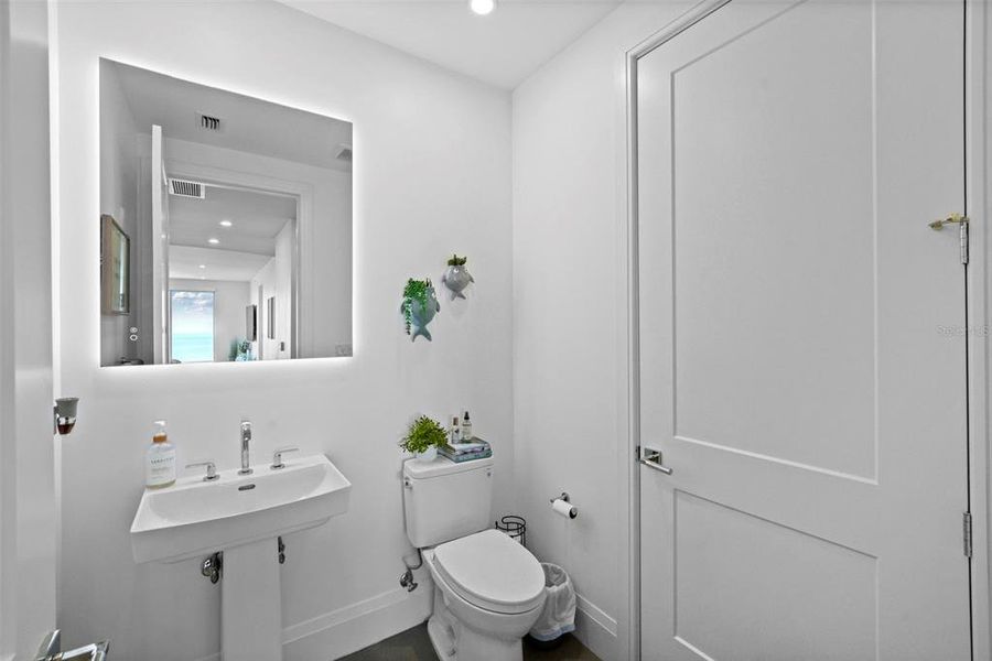 Furnished interior view inside a new home in Altura Bayshore, Tampa (Image 57). Furnished interior view inside a new home in Altura Bayshore, Tampa (Image 57).