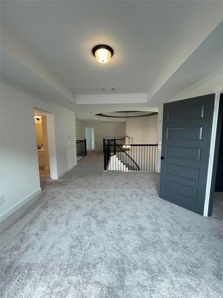 Spacious, unfurnished interior of a new home in Jordan Ranch, Fulshear (Image 23).