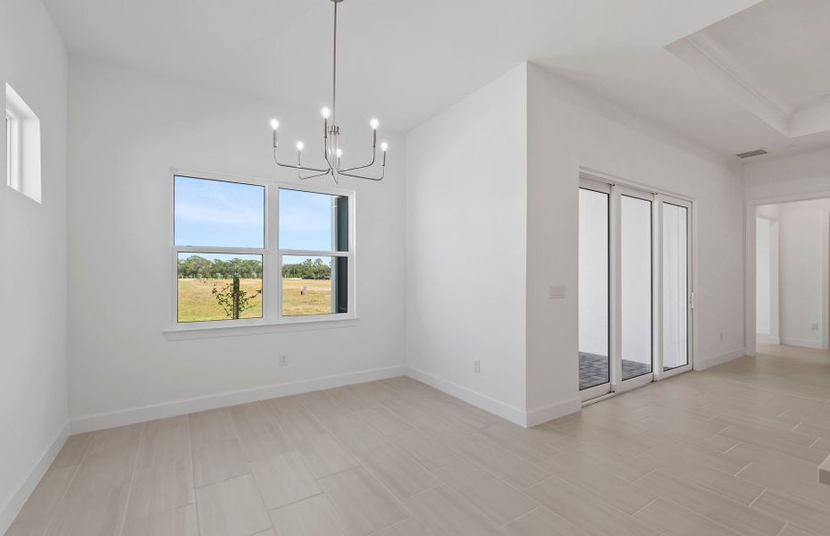 Spacious, unfurnished interior of a new home in Shores at Stillwater, Englewood (Image 23).