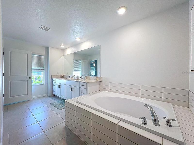 Furnished interior view inside a new home in , San Antonio (Image 24).